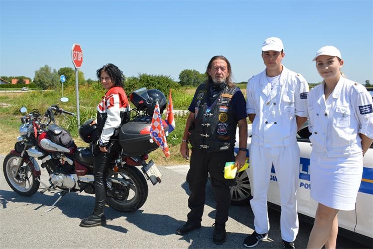 Slika /PU_KK/Vijesti/2019/07/Aktivnosti usmjerene na motocikliste.JPG